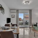 Marinero شقة ماكارسكا