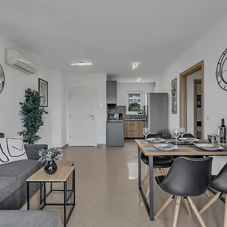 Apartment Marinero