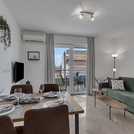 Marinero Μακάρσκα